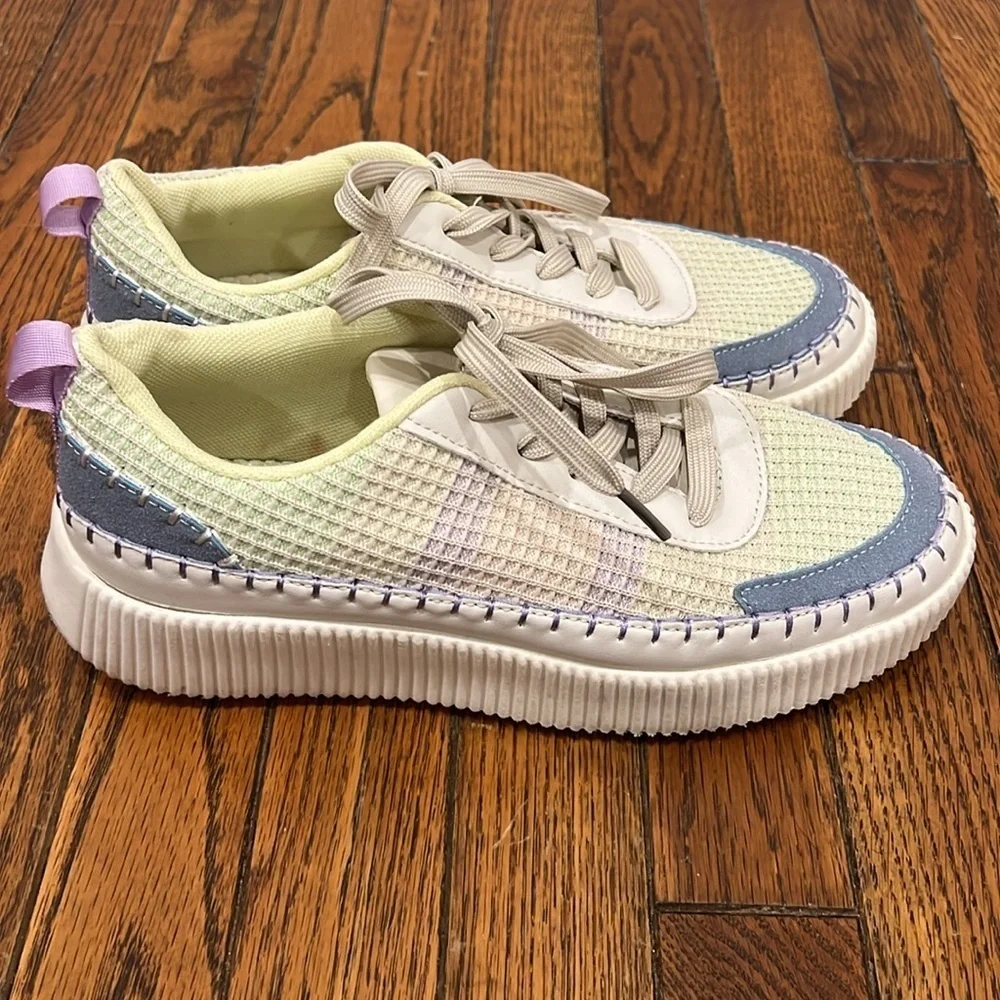 Nicole Miller New York Brita Woven Rainbow Pastel Platform Sneakers - Picture 3 of 10